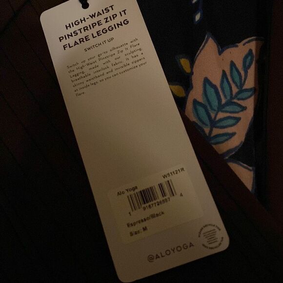 ALO HIGH-WAIST PINSTRIPE ZIP IT FLARE LEGGING - Picture 6 of 6